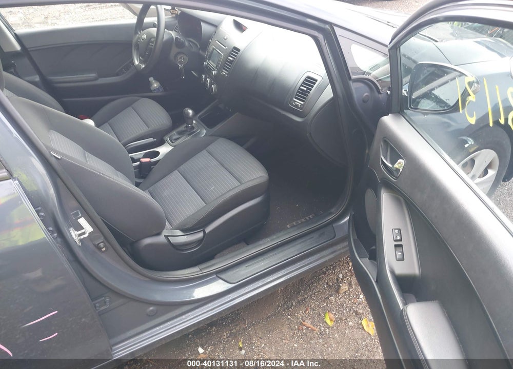 2016 KIA FORTE LX VIN: KNAFX4A64G5541529