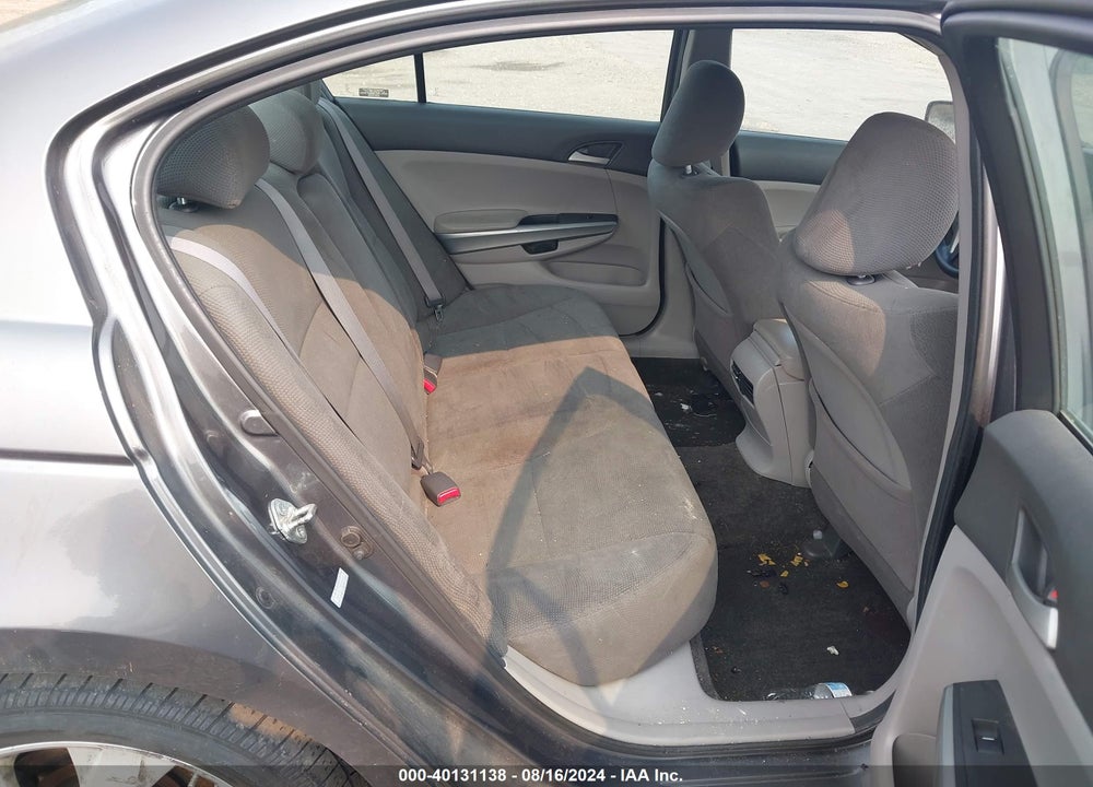 2010 HONDA ACCORD 2.4 EX VIN: 1HGCP2F77AA106645