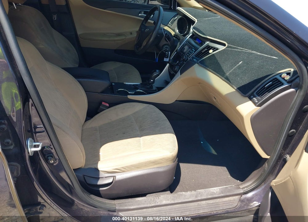 2011 HYUNDAI SONATA VIN: 5NPEB4AC1BH023745
