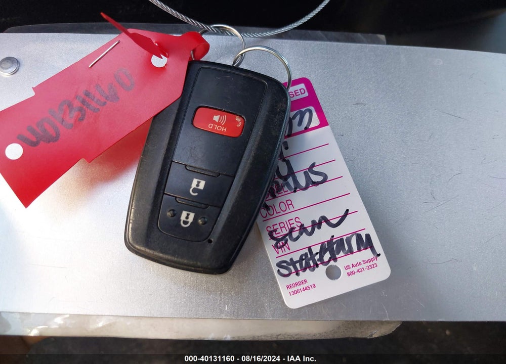 2019 TOYOTA PRIUS XLE VIN: JTDKARFU2K3085851