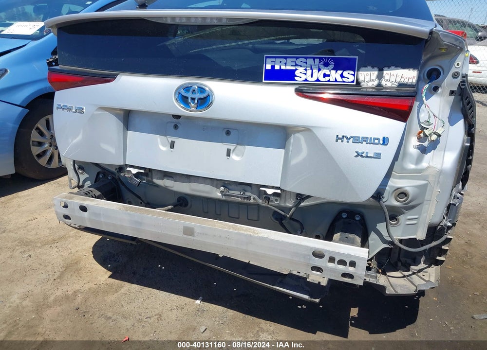 2019 TOYOTA PRIUS XLE VIN: JTDKARFU2K3085851