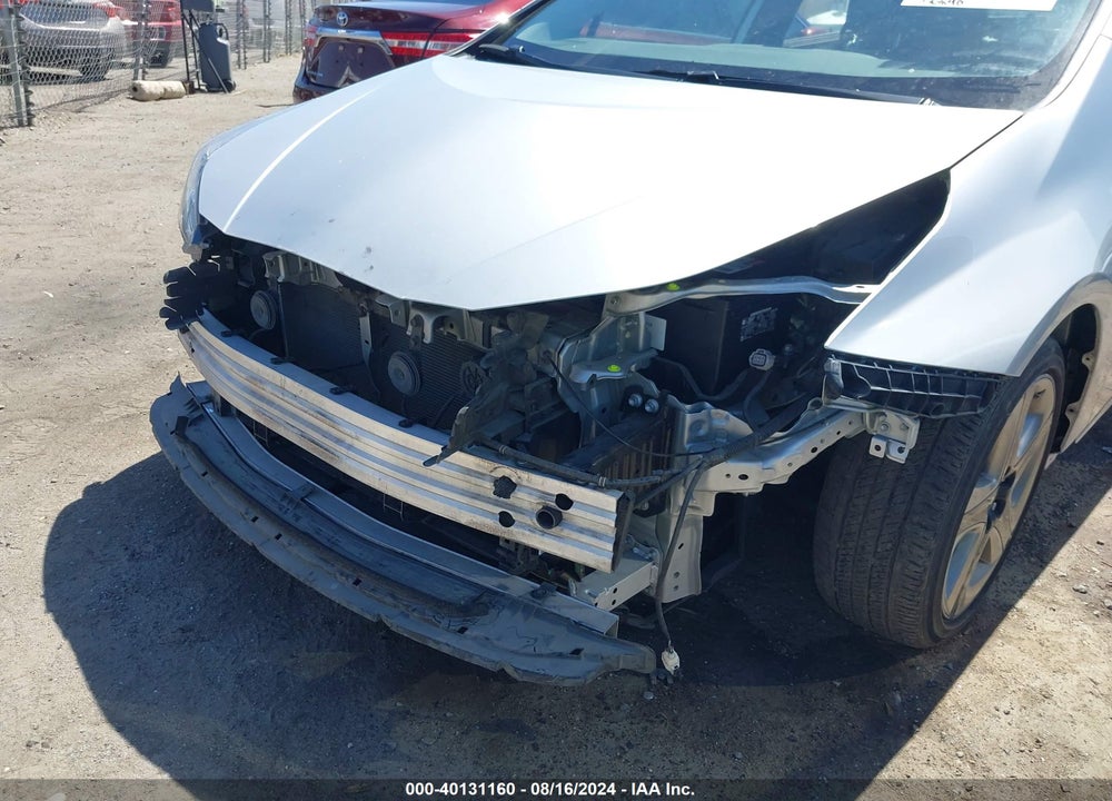 2019 TOYOTA PRIUS XLE VIN: JTDKARFU2K3085851