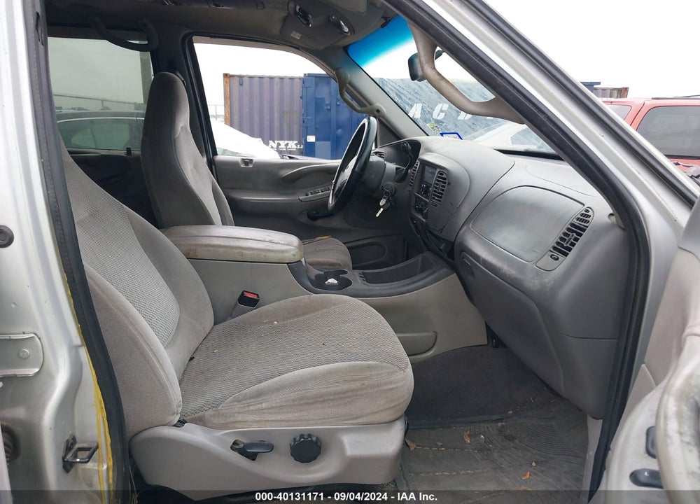 2001 FORD EXPEDITION VIN: 1FMRU15W41LA05566