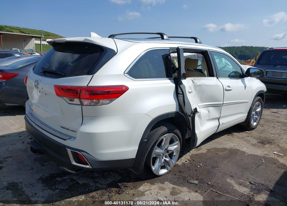 2018 TOYOTA HIGHLANDER LIMITED VIN: 5TDDZRFH9JS872703