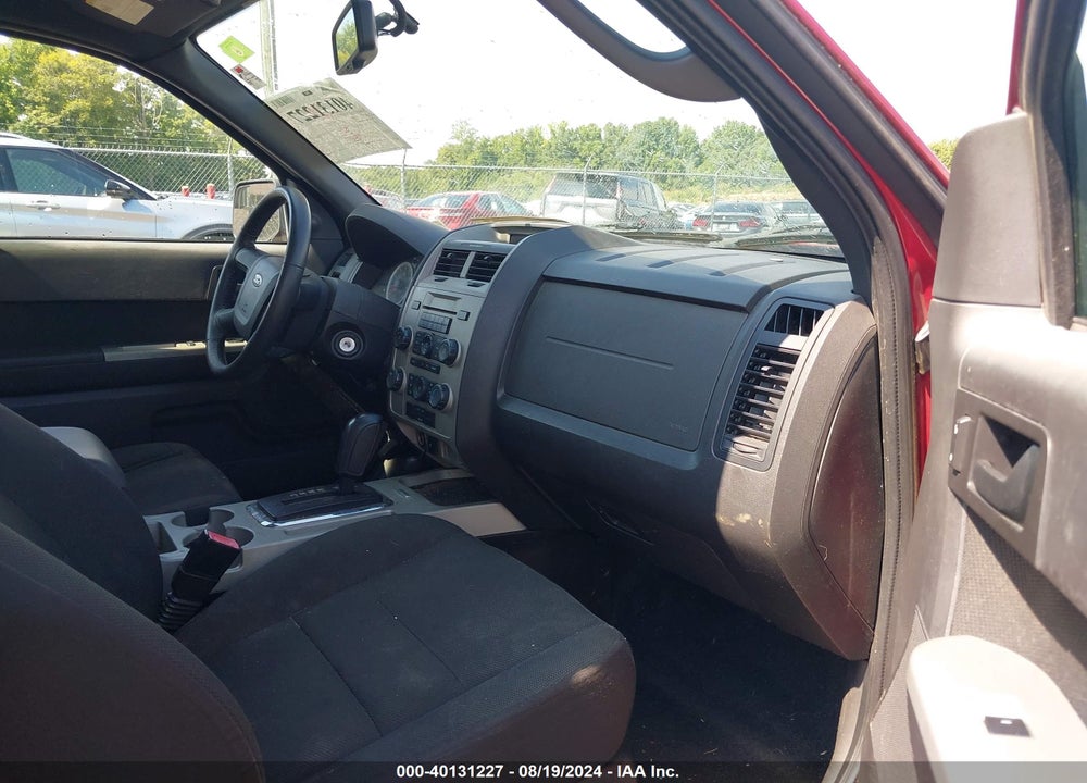2010 FORD ESCAPE XLT VIN: 1FMCU0D77AKB28729