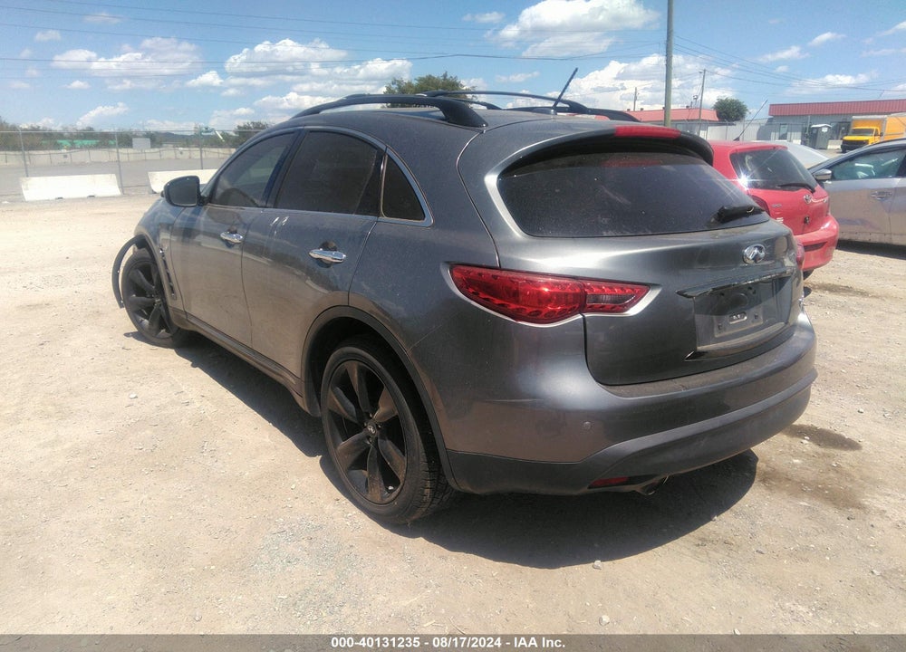 2015 INFINITI QX70 VIN: JN8CS1MU9FM380892