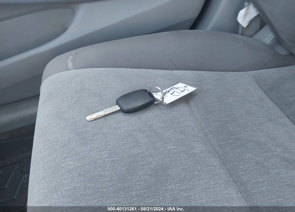 2010 HONDA ACCORD 2.4 LX VIN: 1HGCP2F38AA018622