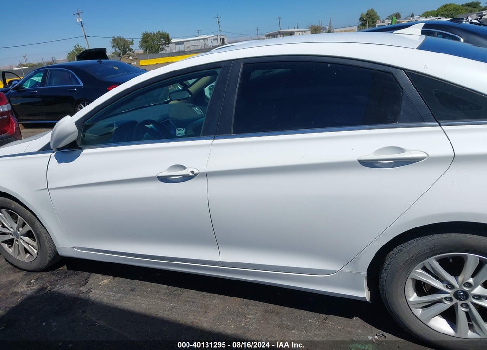 2013 HYUNDAI SONATA GLS VIN: 5NPEB4AC3DH707330