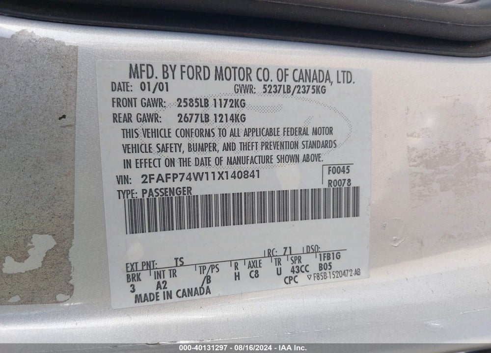 2001 FORD CROWN VICTORIA LX VIN: 2FAFP74W11X140841
