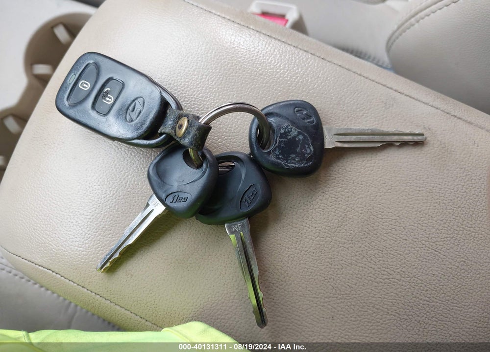 2008 HYUNDAI SANTA FE LIMITED/SE VIN: 5NMSH73E58H195879