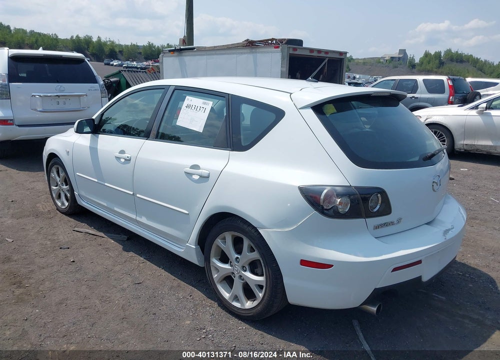 2008 MAZDA 3 S TOURING VIN: JM1BK344181180533