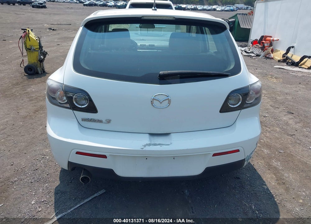 2008 MAZDA 3 S TOURING VIN: JM1BK344181180533