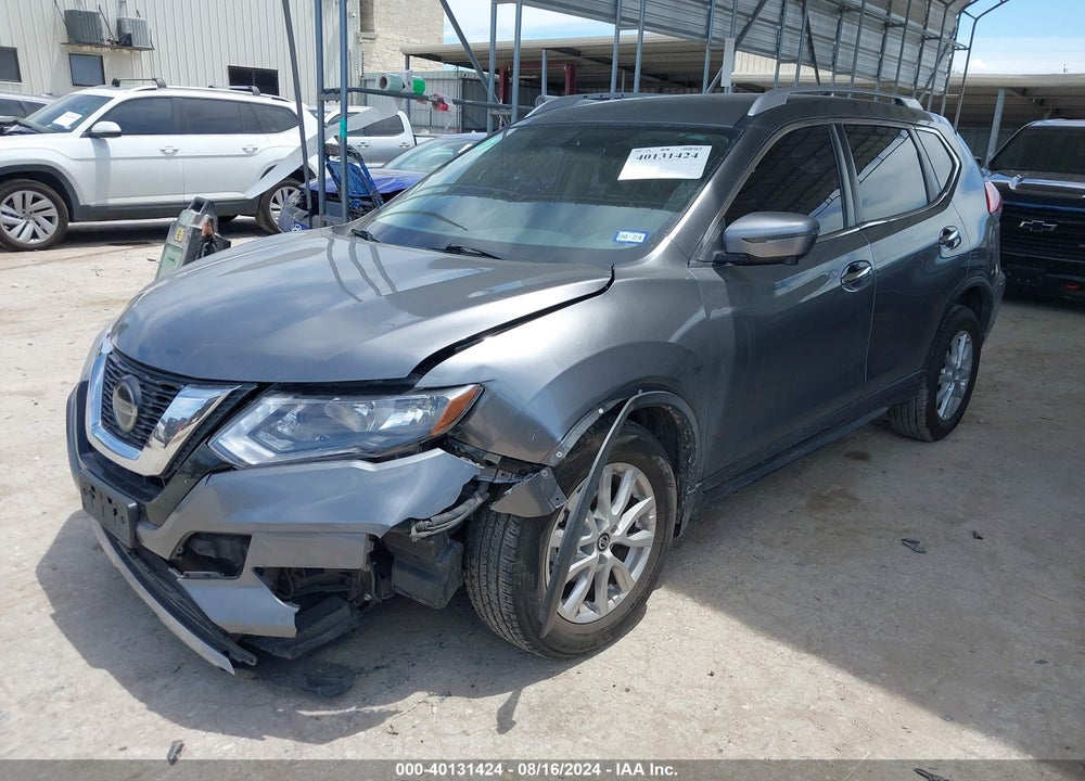 2018 NISSAN ROGUE SV VIN: KNMAT2MT0JP605012