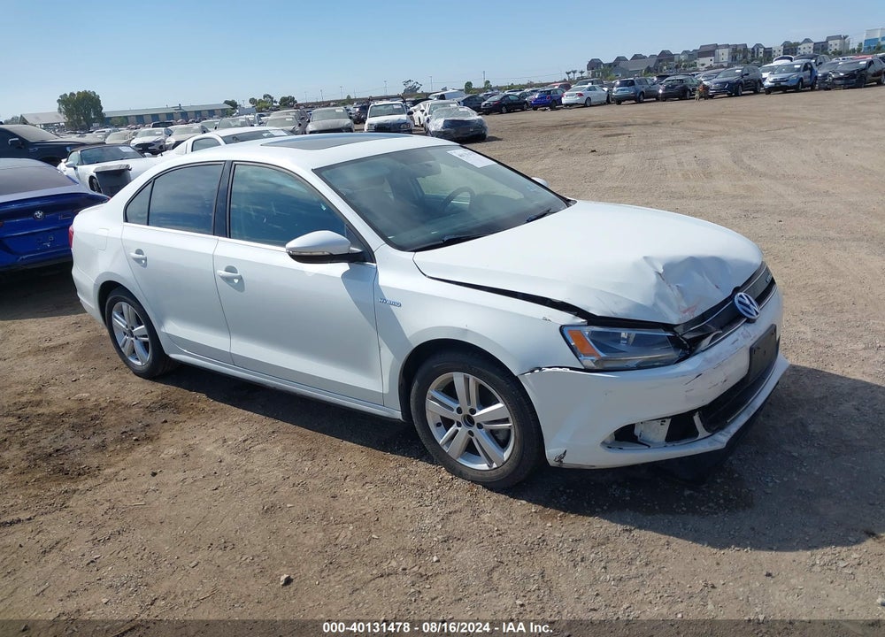 2014 VOLKSWAGEN JETTA HYBRID SEL VIN: 3VW637AJ1EM232013