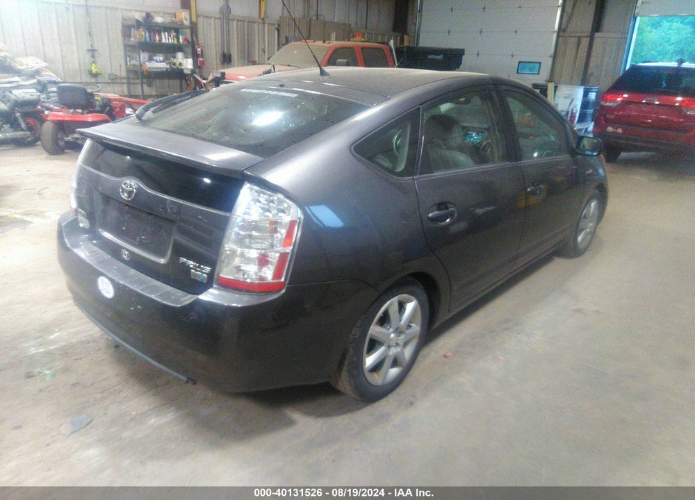2009 TOYOTA PRIUS TOURING VIN: JTDKB20U393510274