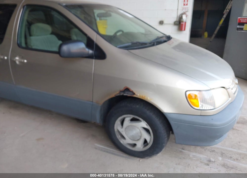 2001 TOYOTA SIENNA LE VIN: 4T3ZF13C71U353043