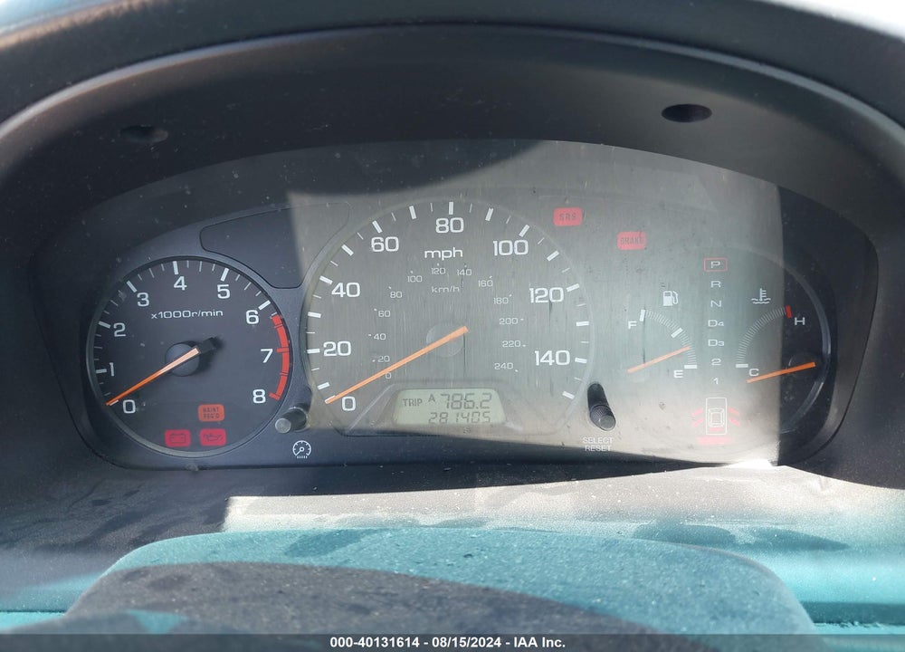 2001 HONDA ACCORD 2.3 LX VIN: 3HGCG66561G710422