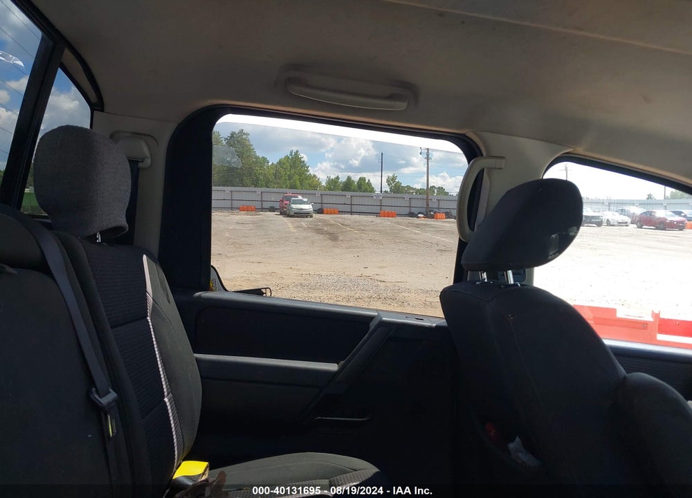 2011 NISSAN TITAN SV VIN: 1N6BA0ED9BN323807