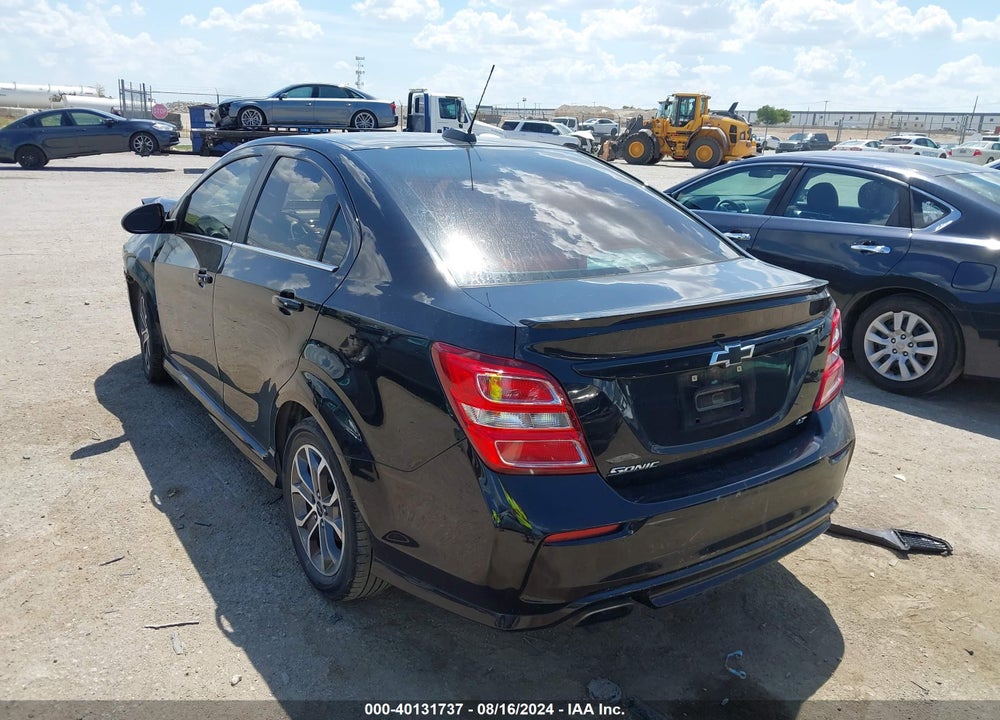 2018 CHEVROLET SONIC LT AUTO VIN: 1G1JD5SH5J4111820