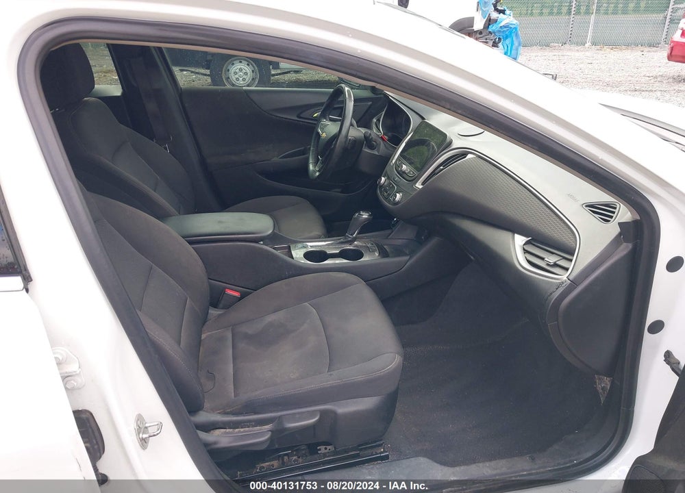 2019 CHEVROLET MALIBU RS VIN: 1G1ZG5ST6KF175627