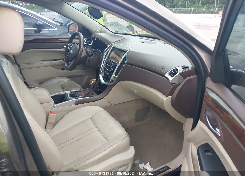 2014 CADILLAC SRX LUXURY COLLECTION VIN: 3GYFNBE35ES570578
