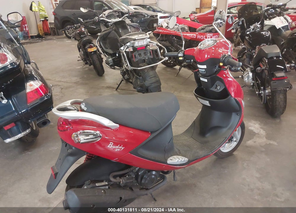 2022 GENUINE SCOOTER CO. BUDDY 50 VIN: RFVPAP5A0N1132494