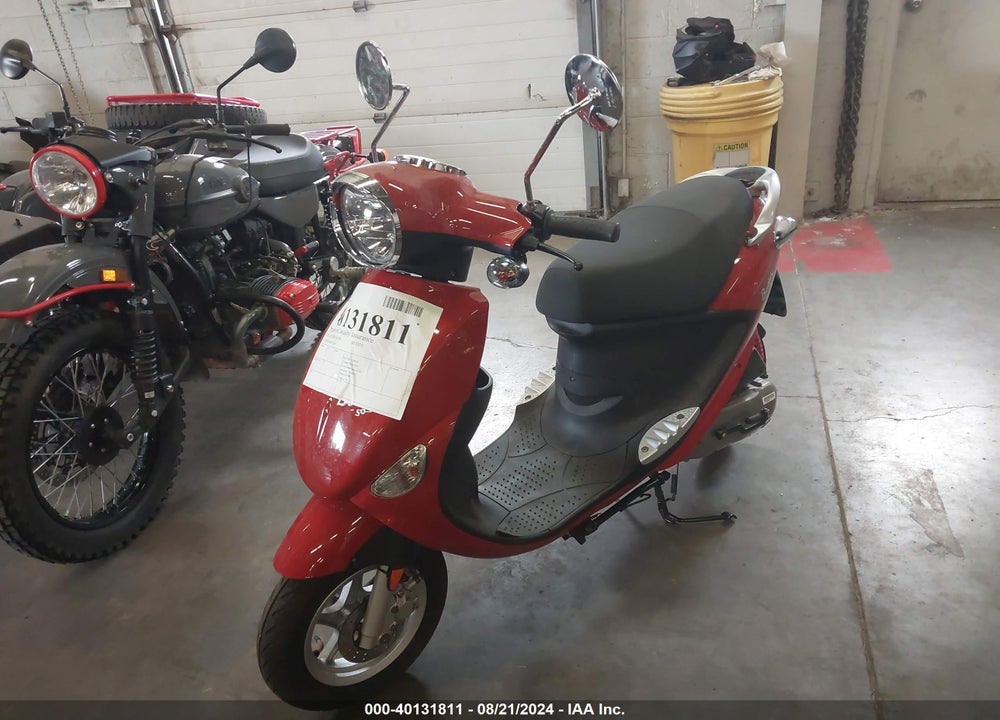 2022 GENUINE SCOOTER CO. BUDDY 50 VIN: RFVPAP5A0N1132494