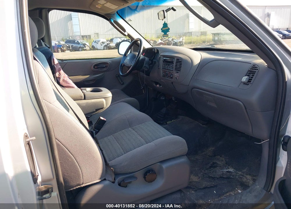2003 FORD F-150 LARIAT/XL/XLT VIN: 1FTRX18W53NB63039