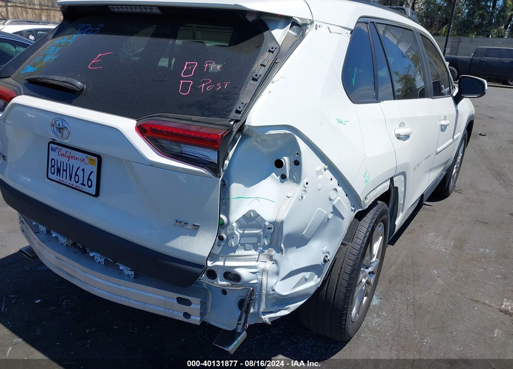 2021 TOYOTA RAV4 XLE PREMIUM VIN: 2T3C1RFV2MW147570