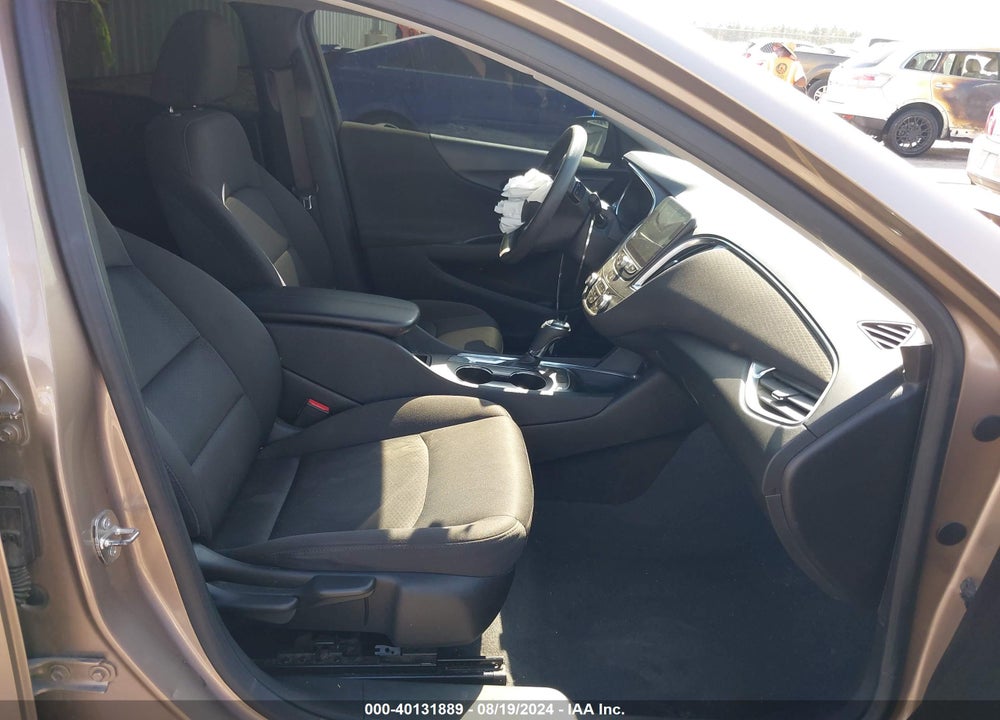 2019 CHEVROLET MALIBU LT VIN: 1G1ZD5ST7KF144587