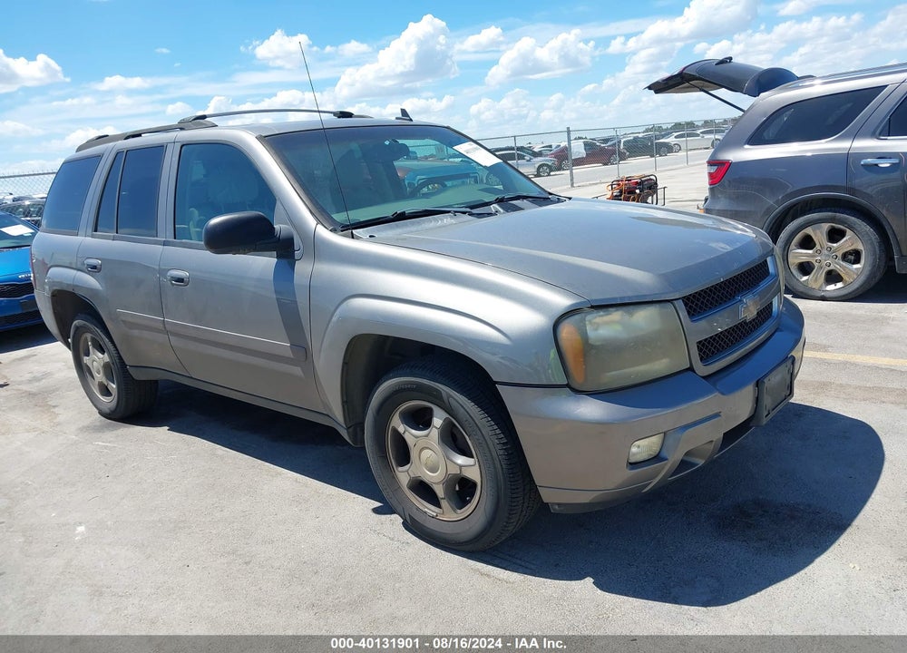 2008 CHEVROLET TRAILBLAZER LT VIN: 1GNDS13S582132192