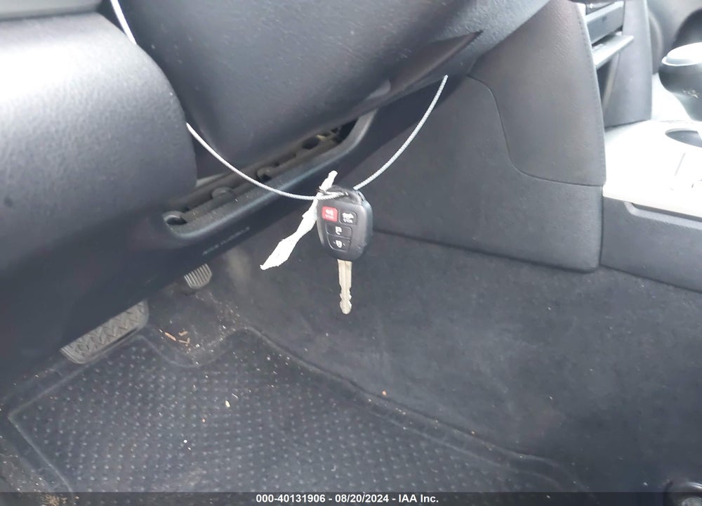 2012 TOYOTA CAMRY SE VIN: 4T1BF1FK9CU543992