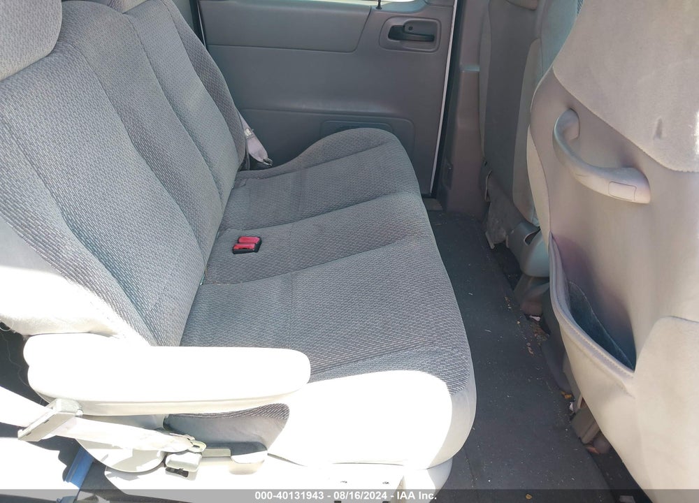2000 FORD WINDSTAR VIN: 2FMZA5145YBB22376