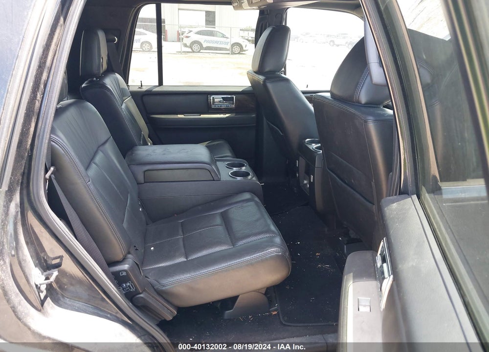 2010 LINCOLN NAVIGATOR VIN: 5LMJJ2H59AEJ11270