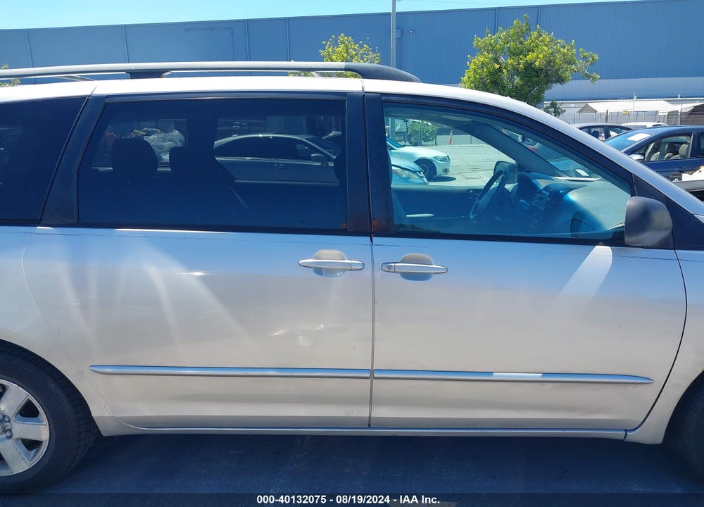 2005 TOYOTA SIENNA LE VIN: 5TDZA23C75S272877