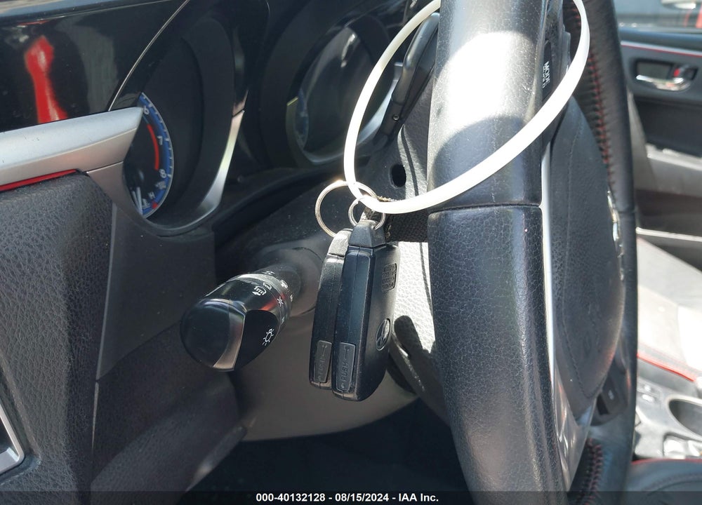 2016 TOYOTA COROLLA S W/SPECIAL EDITION PKG VIN: 2T1BURHE5GC506182