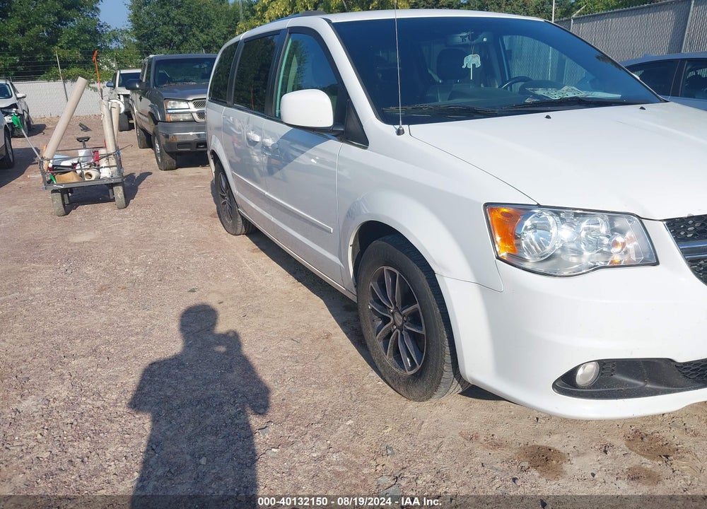 2017 DODGE GRAND CARAVAN SXT VIN: 2C4RDGCG6HR671672