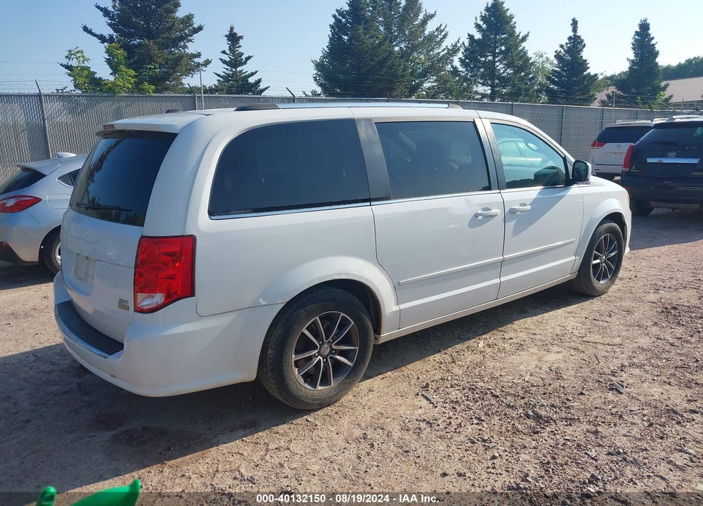 2017 DODGE GRAND CARAVAN SXT VIN: 2C4RDGCG6HR671672