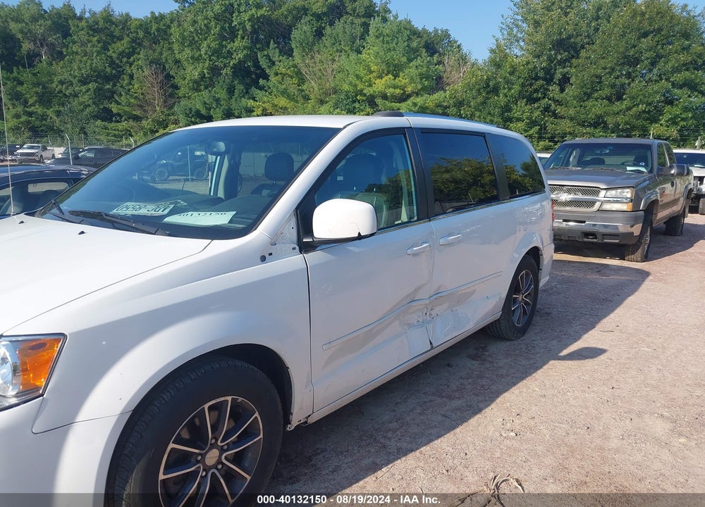 2017 DODGE GRAND CARAVAN SXT VIN: 2C4RDGCG6HR671672