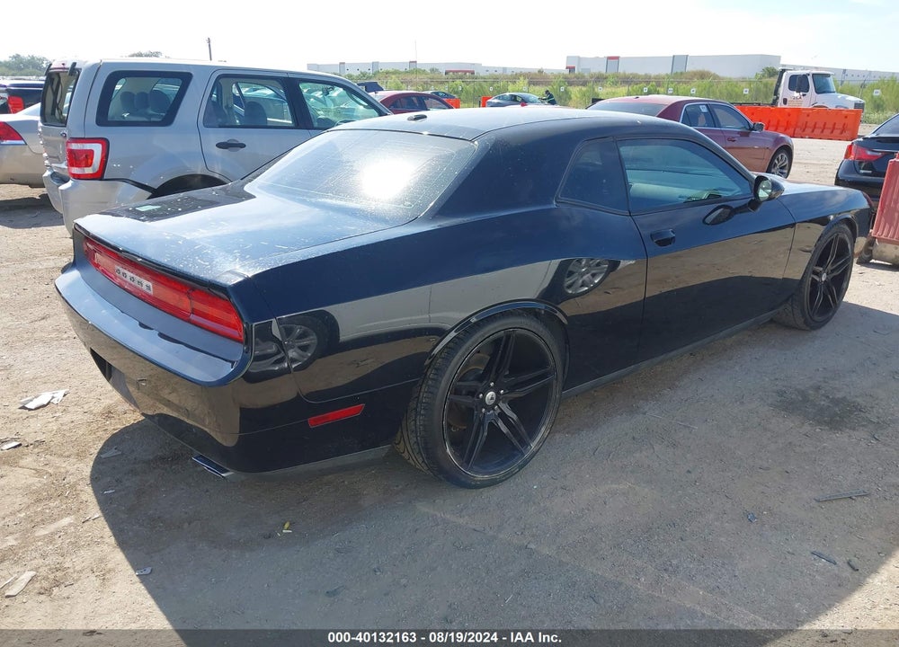 2014 DODGE CHALLENGER SXT VIN: 2C3CDYAG3EH208408