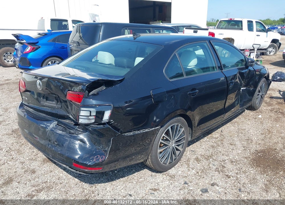 2016 VOLKSWAGEN JETTA 1.8T SPORT VIN: 3VWD17AJ2GM247443