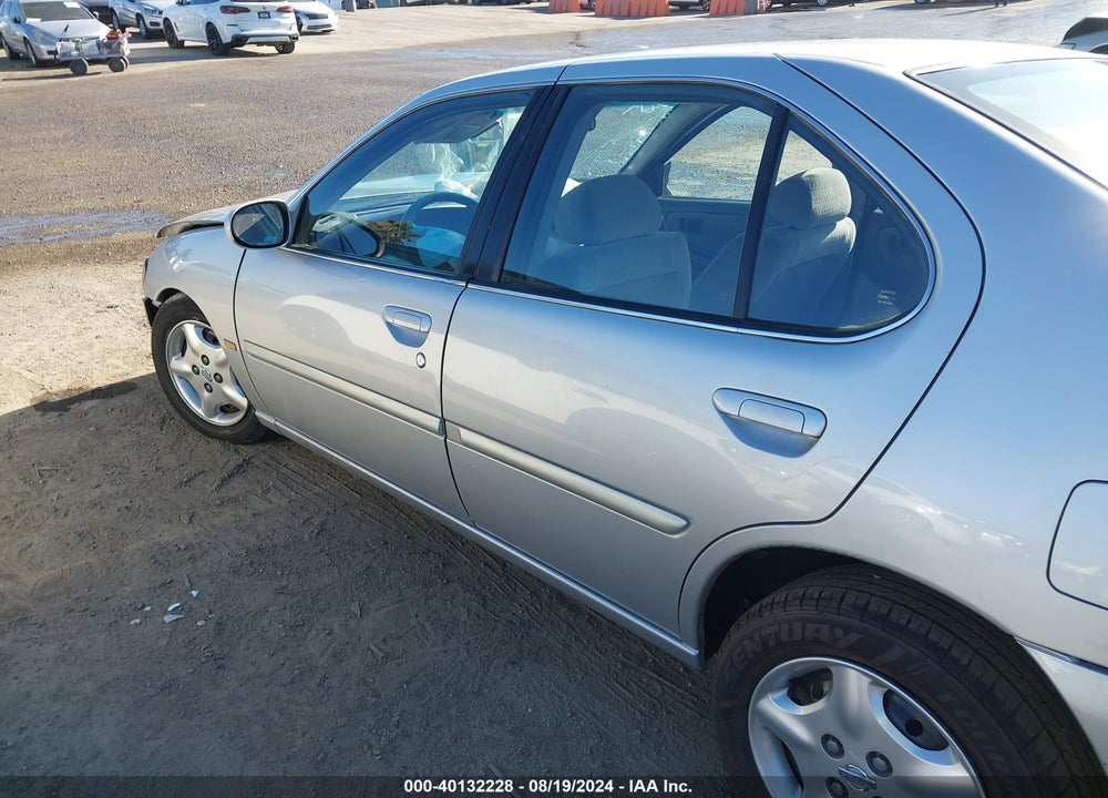 2001 NISSAN ALTIMA GXE VIN: 1N4DL01D31C181904