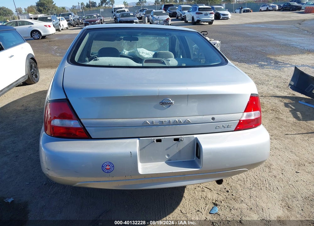 2001 NISSAN ALTIMA GXE VIN: 1N4DL01D31C181904