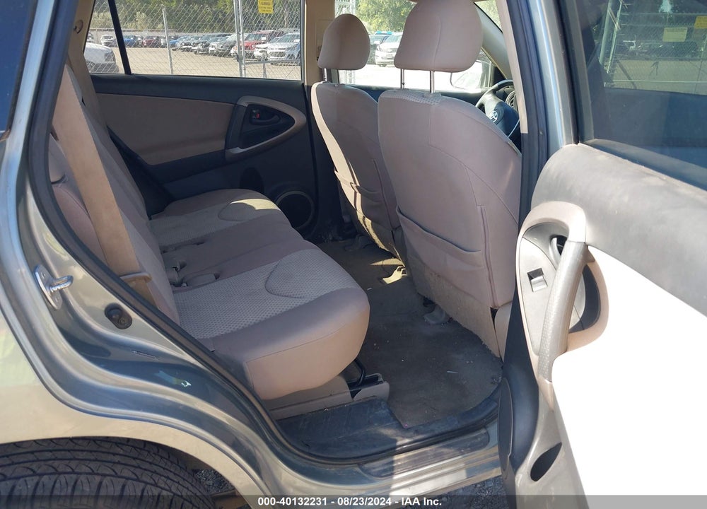 2008 TOYOTA RAV4 BASE V6 VIN: JTMBK33VX85070115