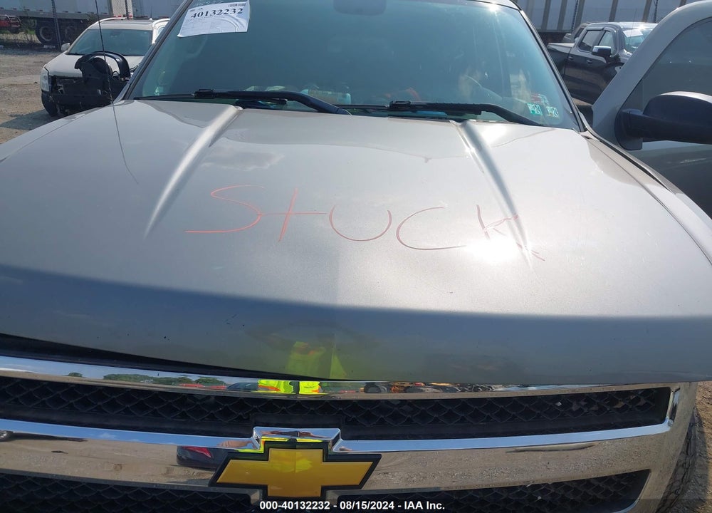 2009 CHEVROLET SILVERADO 1500 LT VIN: 1GCEK29J09Z105458