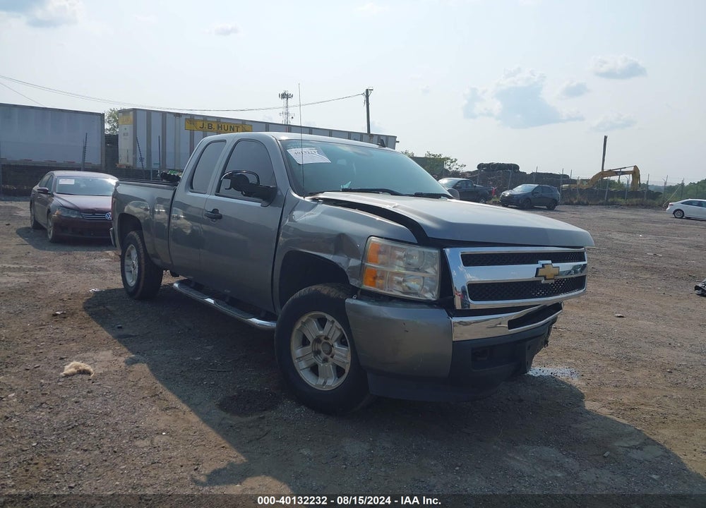 2009 CHEVROLET SILVERADO 1500 LT VIN: 1GCEK29J09Z105458