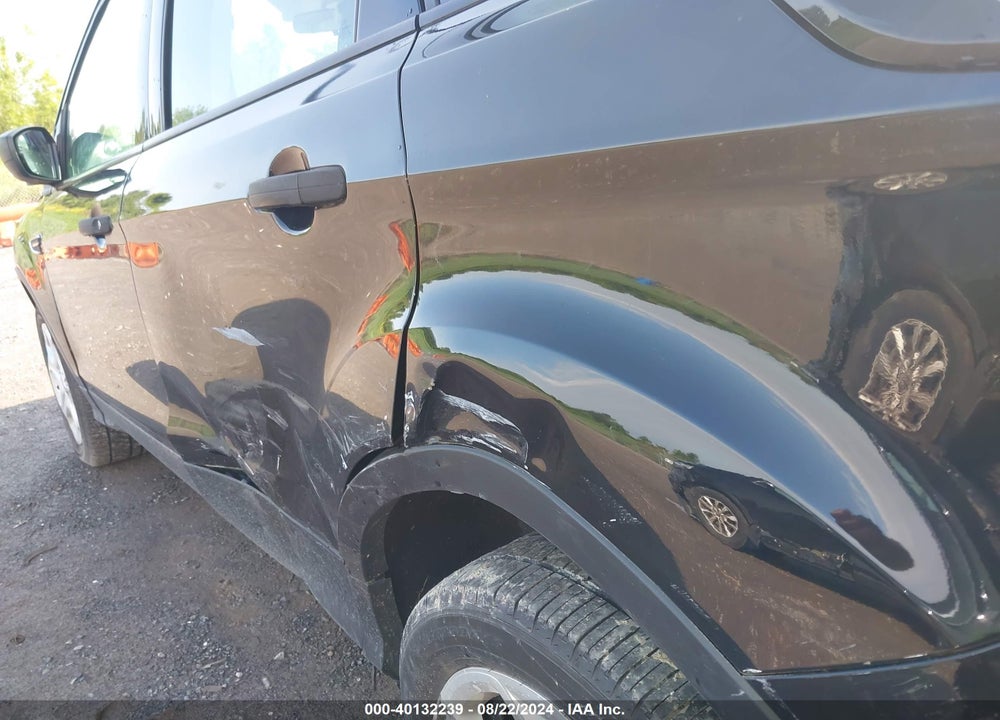 2017 FORD ESCAPE S VIN: 1FMCU0F76HUC06025