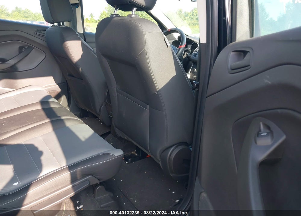 2017 FORD ESCAPE S VIN: 1FMCU0F76HUC06025