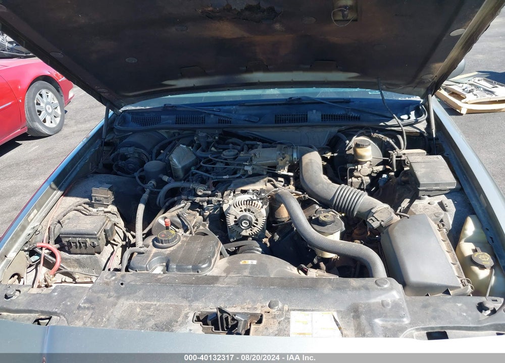 2001 MERCURY GRAND MARQUIS GS VIN: 2MEFM74W11X620668