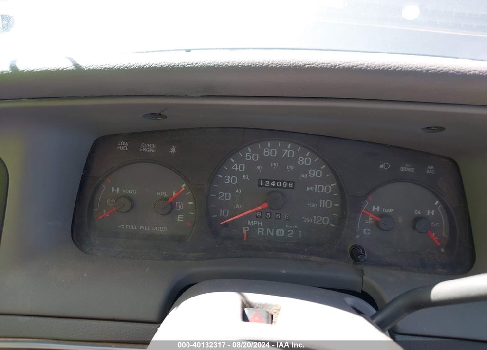 2001 MERCURY GRAND MARQUIS GS VIN: 2MEFM74W11X620668